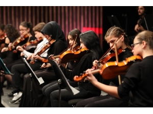 18. Uluslararası Piyano Festivalinde Sahne Genç Müzisyenlerde