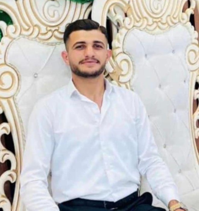 kurtalan-da-arabalarin-carpmasi-sonucu-hayatini-kaybeden-2-kuzen-gozyaslariyla-defnedildi