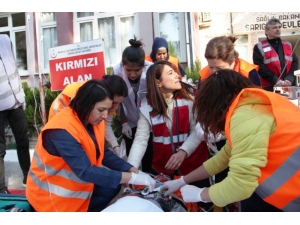 Tatbikatı Gerçek Sandılar Kan Vermek İçin Hastaneye Koştular