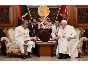 Bangladeş Cumhurbaşkanından Myanmar Ordusuna Suçlama