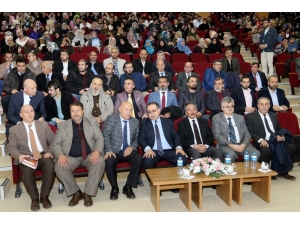 Aiçü’de Anma Programı Düzenlendi