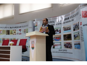 Büyükşehir Belediyesinden 8. Sınıf Öğrencilerine Kitap Desteği