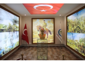 Çifteler Belediyesi’nde Farklı Bir Atatürk Köşesi