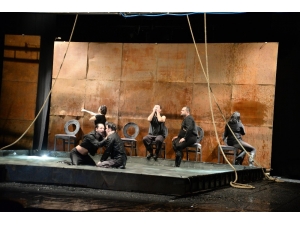 Bilecik’te Sahne Alan ’’Othello’’ Oyunu Ayakta Alkışlandı