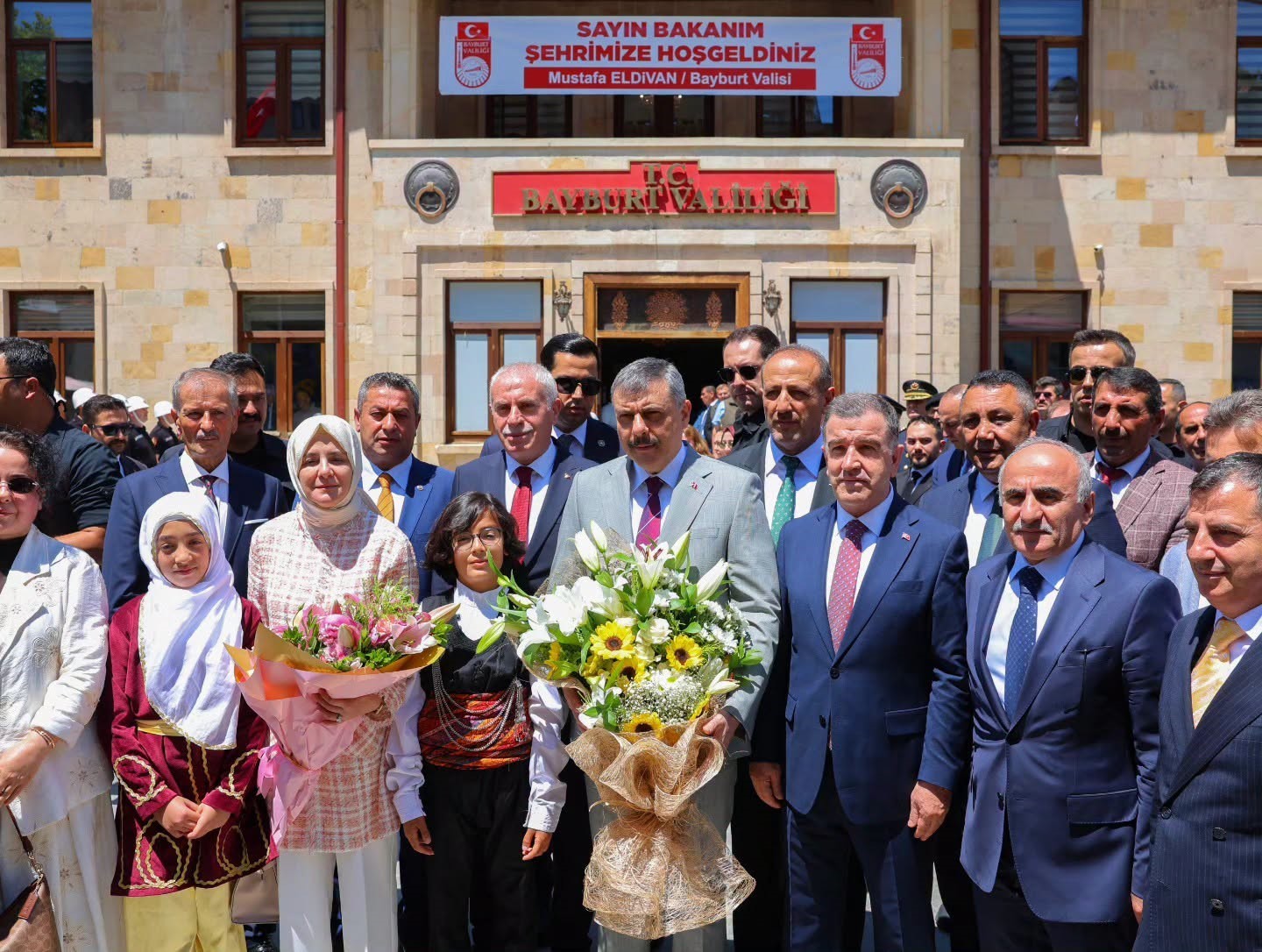 bakan-ciftci-bayburt-un-huzuru-turkiye-nin-huzurunun-onemli-bir-parcasidir
