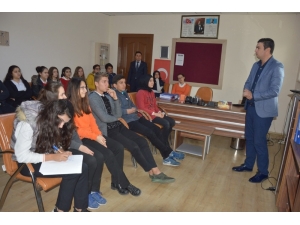 Öğrencilere Teknoloji Bağımlılığı Semineri