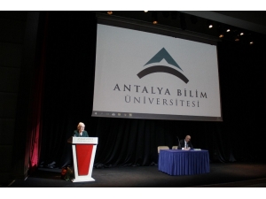 Türkiye Felsefe Kurumu Başkanı Kuçuradi Abü’de