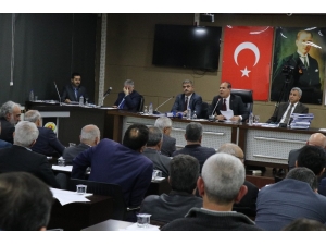 Büyükşehir Meclisinde Bütçeler Kabul Edildi