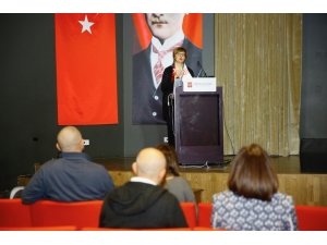 ‘Sürdürülebilir, Doğa Dostu, Yeşil Kampüs, Yeşil İlçe Agü Bostanı’ Çalıştayı