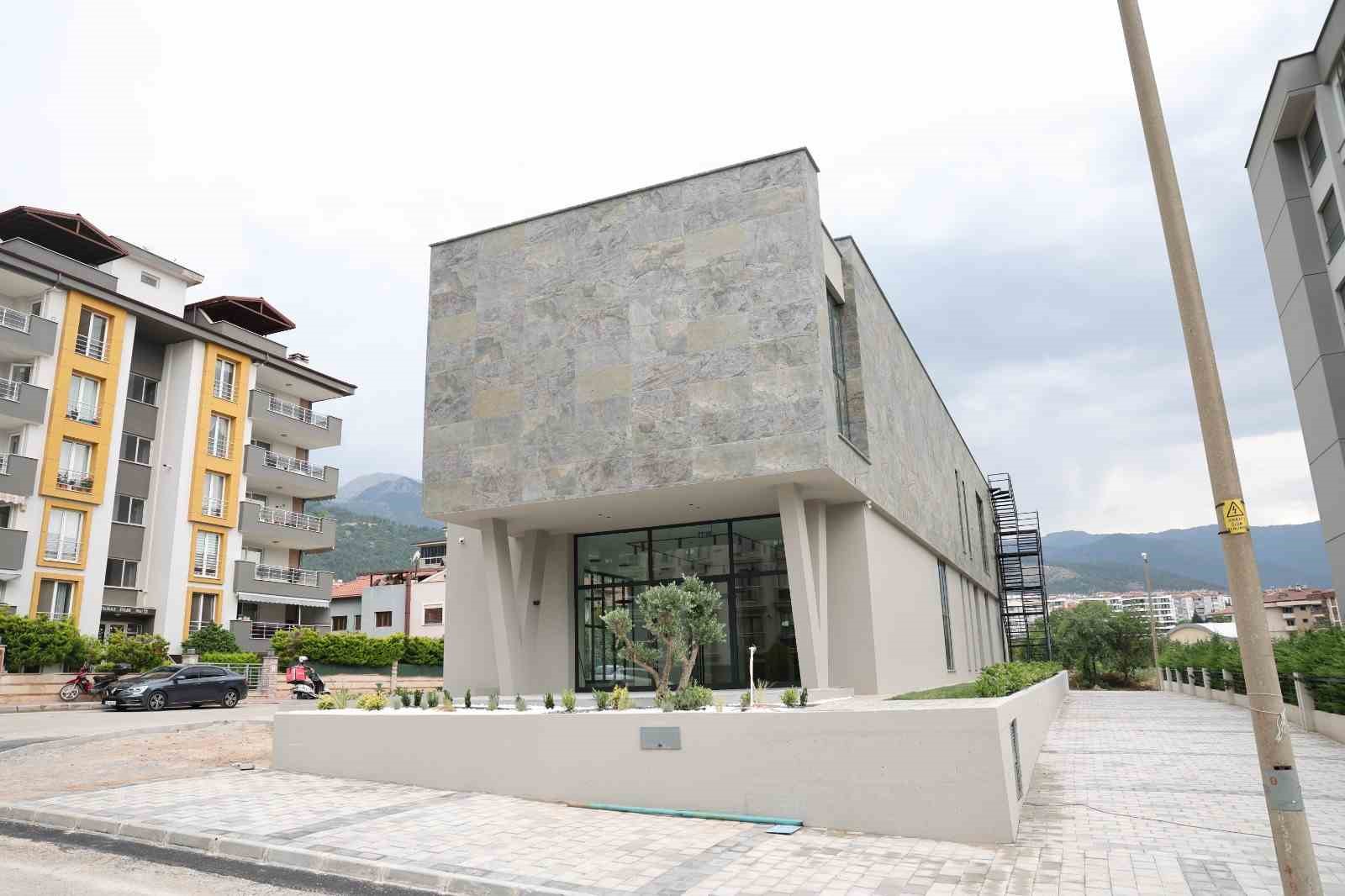 faik-kaplan-kutuphanesi-ve-kitap-kafe-cok-yakinda-hizmete-aciliyor
