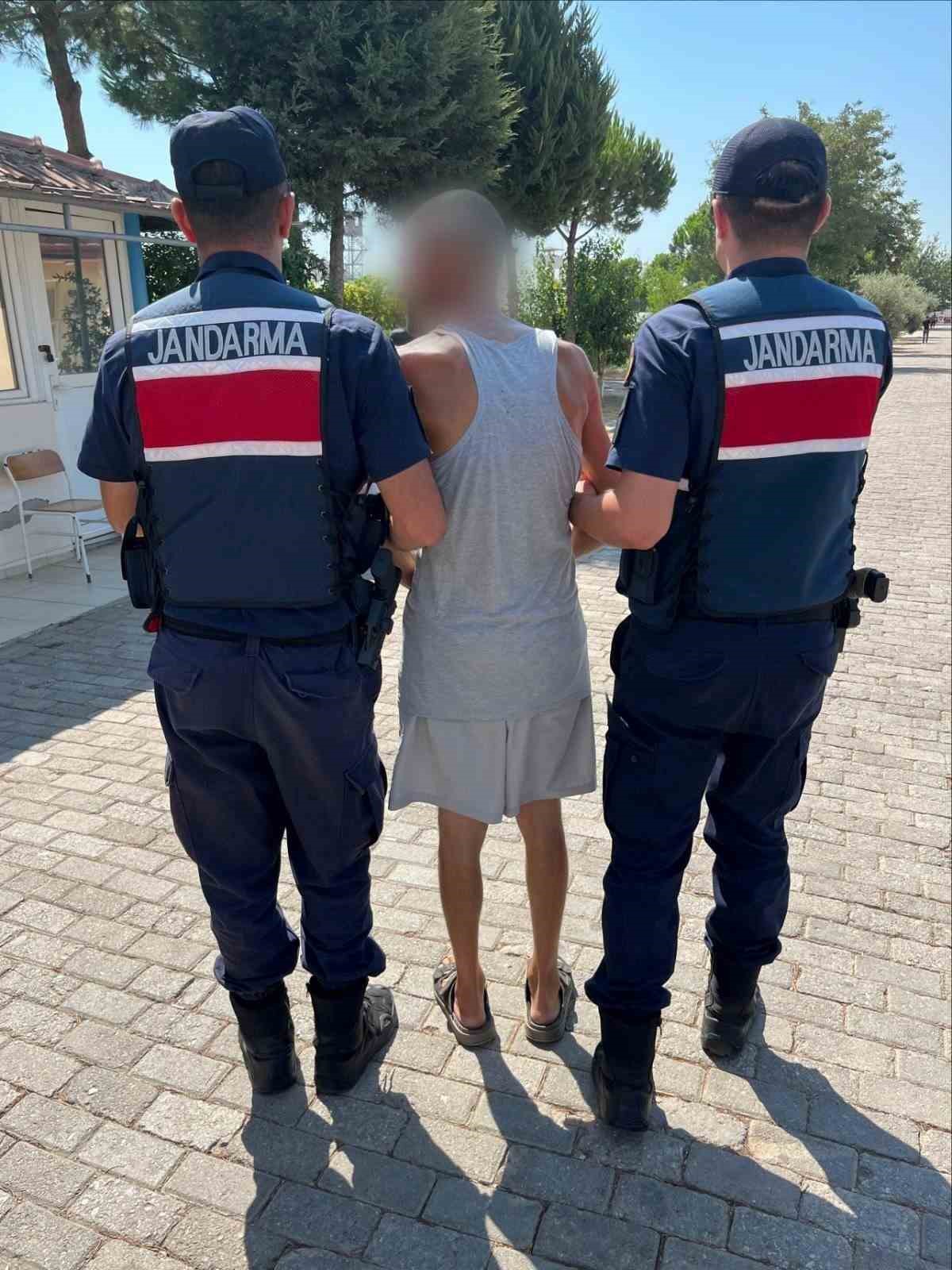 incirliova-da-8-yil-10-ay-hapis-cezasiyla-aranan-hukumlu-yakalandi