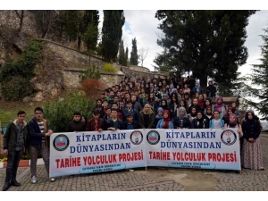 Trabzonlu Öğrencilerin ’’Kitapların Dünyasından Tarihe Yolculuk’’ Projesi Ziyareti