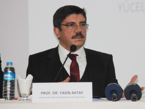 Ak Parti’li Aktay: “Avrupa Kapısına Dayandığı Zaman 100 Bin Tane Mülteci, Avrupa’nın Bütün Ayarları Şaştı Bozuldu”