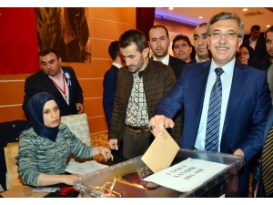 Ak Parti Pursaklar 4. Olağan İlçe Kongresi Yapıldı