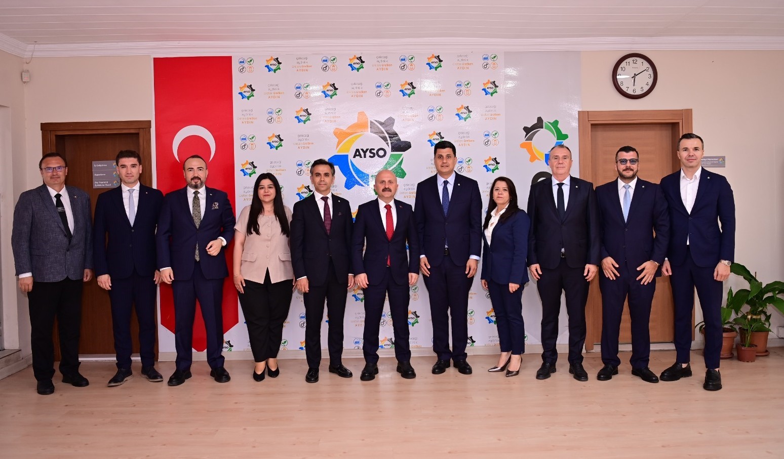vali-varol-ile-aydin-sanayisinin-gundemi-masaya-yatirildi