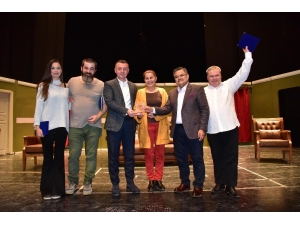 12. Uluslararası Bilecik Tiyatro Festivali Muhteşem Bir Oyunla Sona Erdi