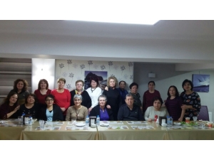 Emekli Vergi Dairesi Çalışanları Yemekte Buluştu