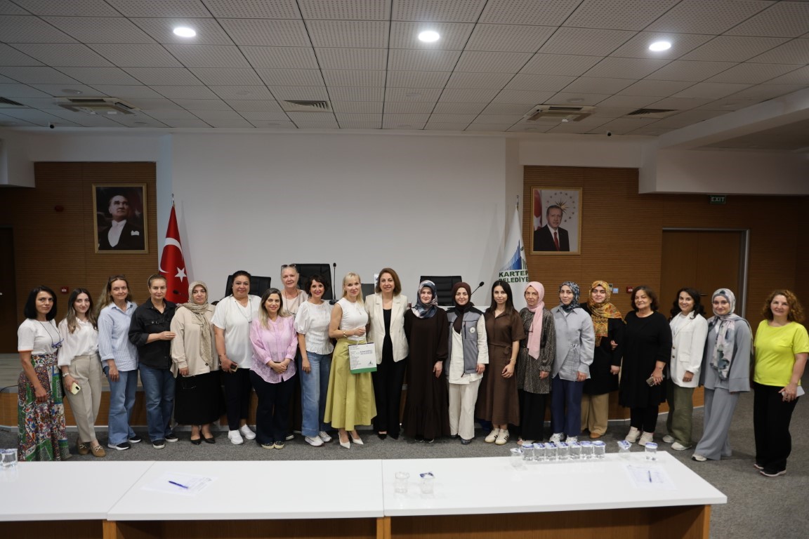 kartepe-de-belediye-calisanlarina-stresle-basa-cikma-yontemleri-anlatildi
