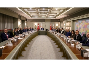 Ak Parti Myk Toplantısı Başladı