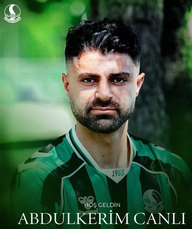 sakaryaspor-3-futbolcuyu-renklerine-bagladi