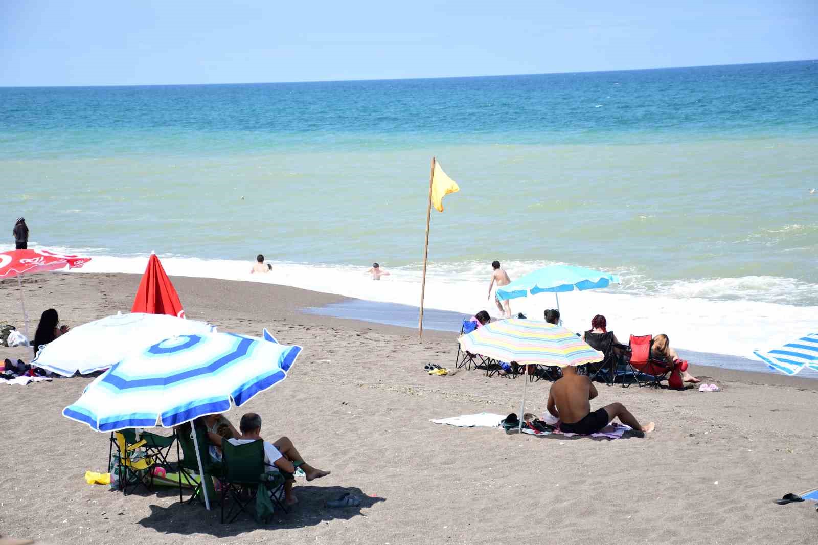 sicaktan-bunalanlarin-adresi-akcakoca-oldu