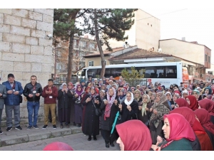 Araç’ta Umre Kafilesi Dualarla Kutsal Topraklara Uğurlandı