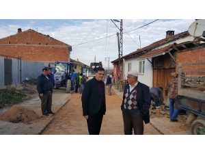 Pazaryeri’nde Kaldırım Çalışmaları Devam Ediyor