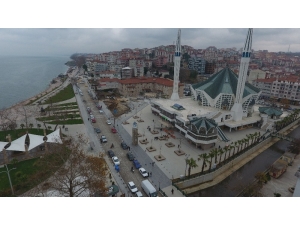 Merkez Cami Peyzaj Çalışmaları Tamamlanıyor
