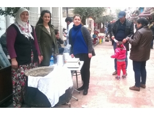 Efeler’de Okul Yararına Keşkekli Kermes Düzenlendi