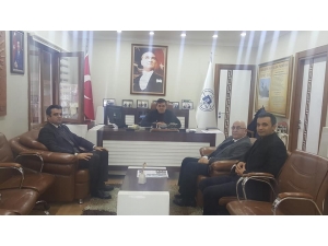 Başkan Yalçın, İlçe Milli Eğitim Müdürü Köroğlu İle Bir Araya Geldi
