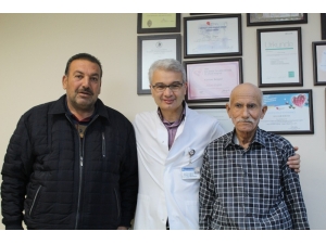 95 Yaşındaki Hastaya Çalışan Kalpte 3 Damar Bypass Operasyonu