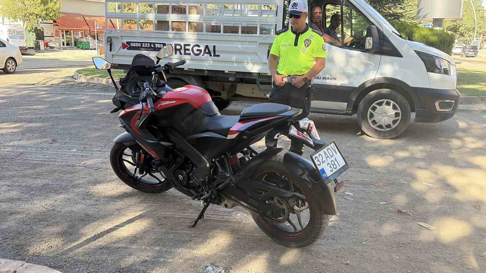 elazig-da-abart-egzozlu-motosiklete-21-bin-lira