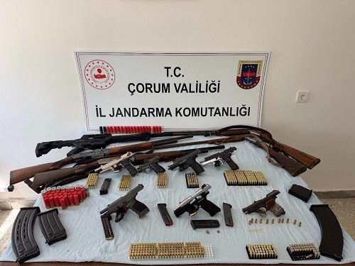 corum-da-bu-yil-kutlamalarda-havaya-ates-acan-28-kisiye-adli-islem-yapildi