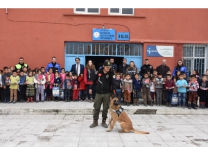 Polisten Öğrencilere Güvenlik Eğitimi