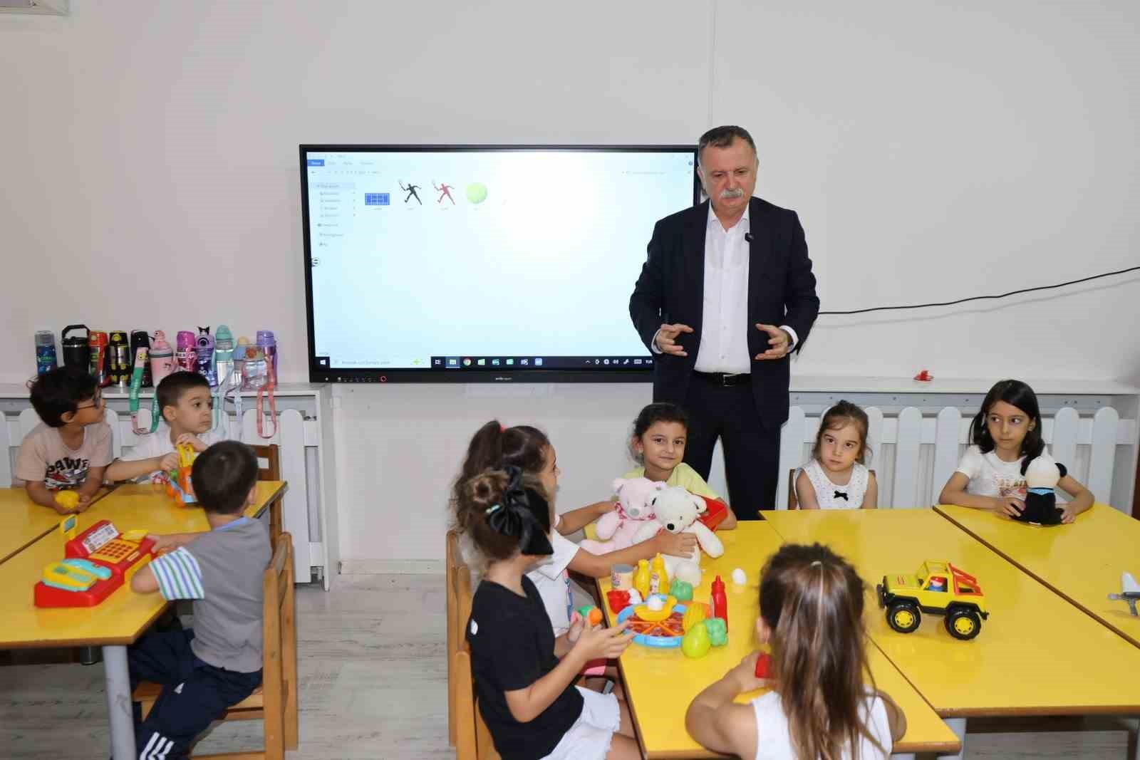 baskan-balaban-yeni-egitim-yilinda-miniklerin-heyecanina-ortak-oldu