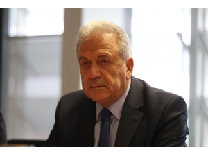 Avrupa Birliği Komiseri Avramopoulos, Ab İle Türkiye Arasındaki İlişkileri Değerlendirdi
