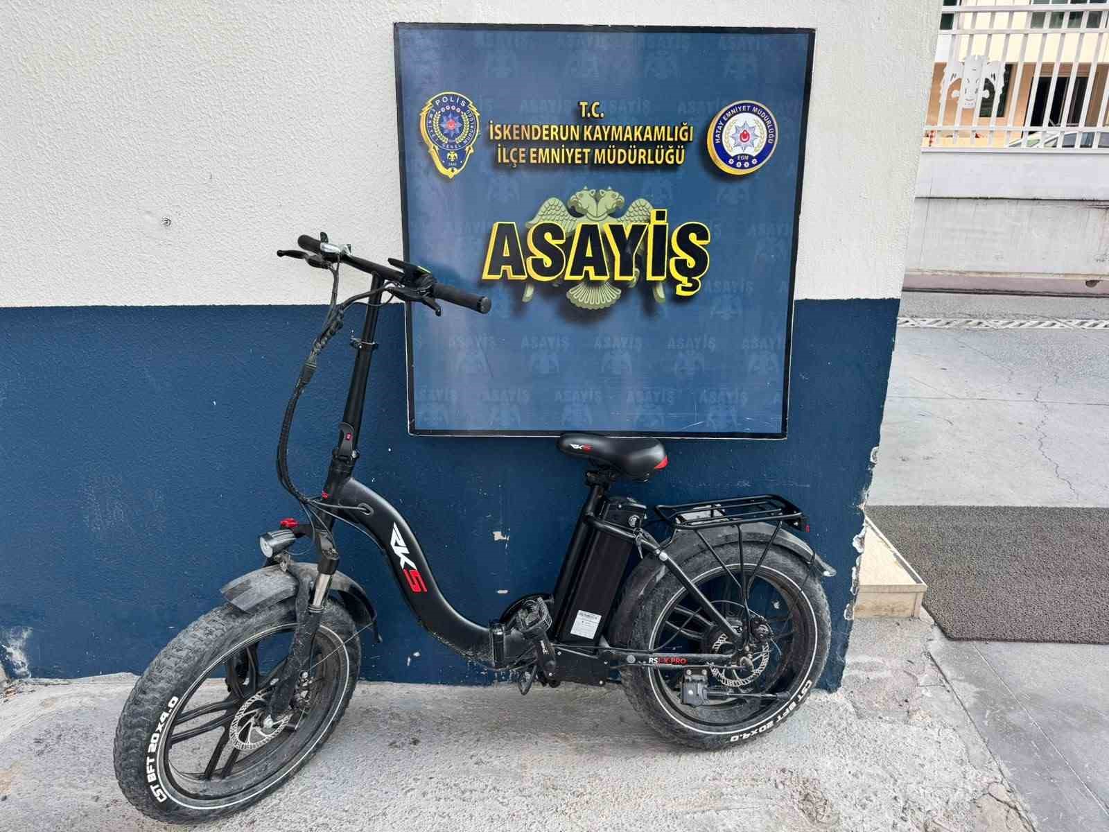 iskenderun-da-elektrikli-bisiklet-calan-hirsizlar-yakalandi