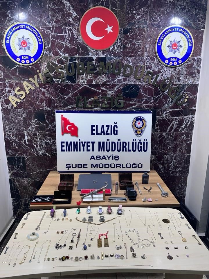 elazig-da-7-milyon-liralik-ziynet-esyasi-calan-4-supheli-tutuklandi