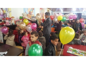 Yunusemreli Minikler Kitapsaray’ı Gezdi