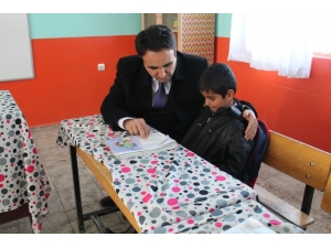 Kaymakam Dundar’dan Okul Ziyareti
