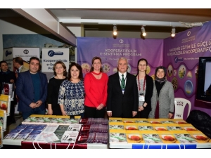 Gümrük Ve Ticaret Bakanlığından Anadolu Üniversitesine Ödül