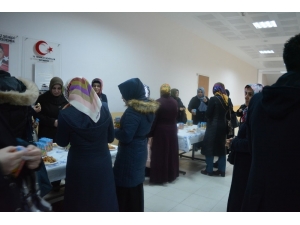 Osmaneli’de ‘Film İzleme Yoluyla Eğitime Katkı Sağlama’ Projesi