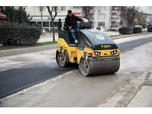 Sıcak Asfalt Yama İşlemleri Devam Ediyor