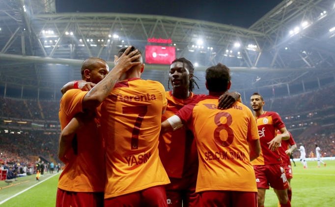 Galatasaray, Akhisar Karşısında Zorlu Virajda