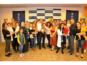 Tüp Bebek Aileleri Buluştu