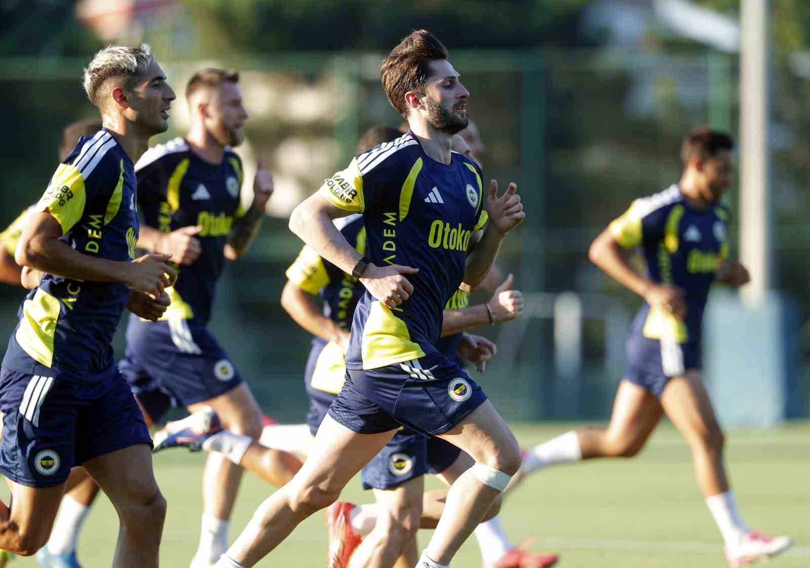 fenerbahce-gornik-zabrze-maci-hazirliklarini-surdurdu
