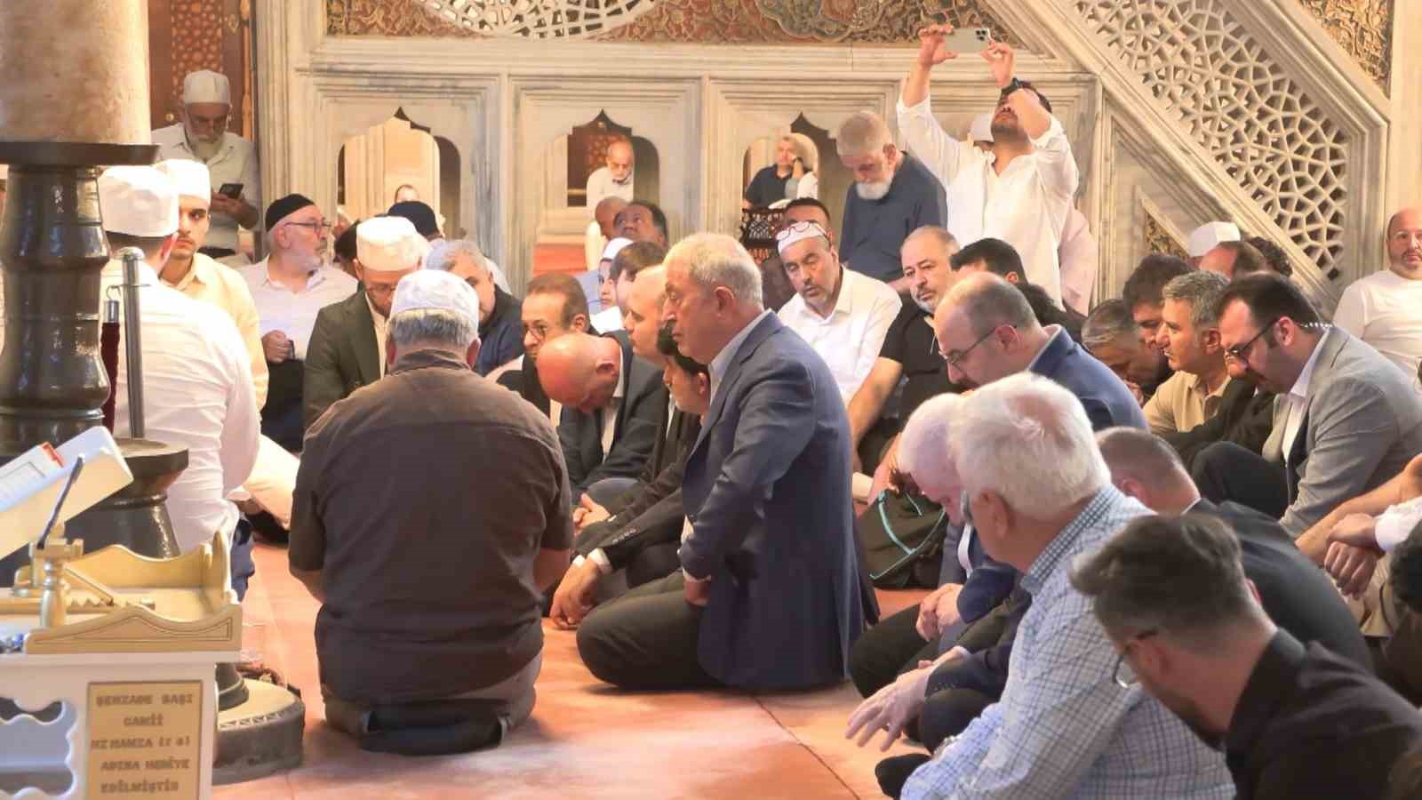 15-temmuz-sehidi-ilhan-varank-dualarla-anildi