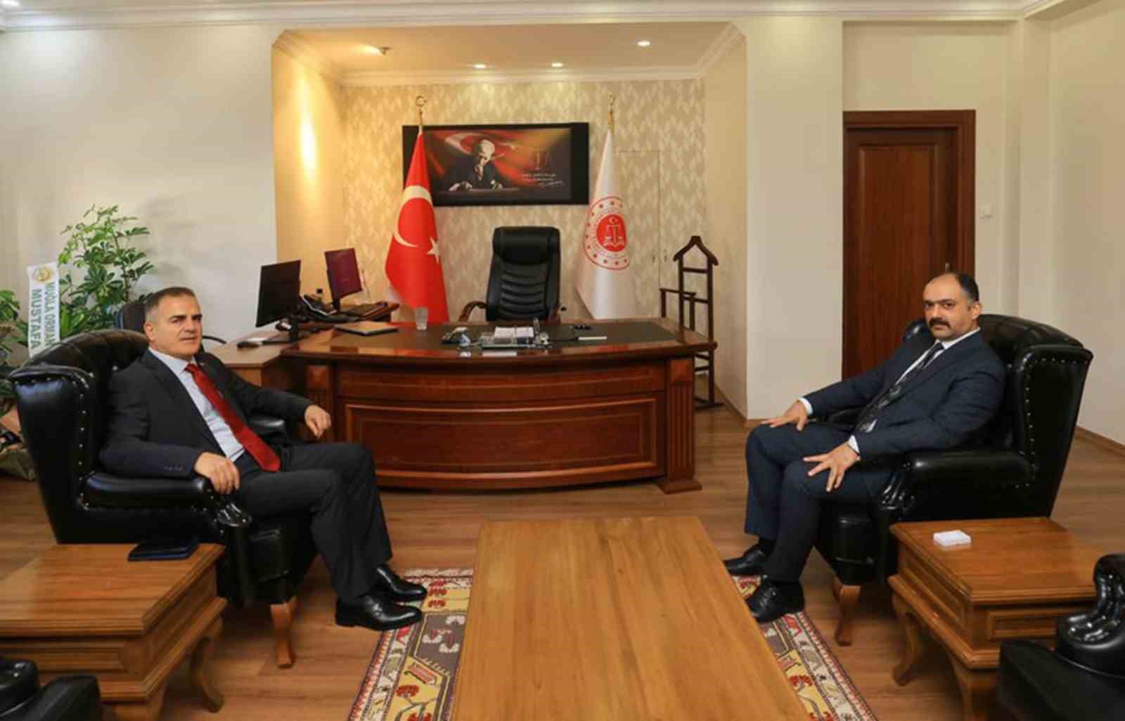 vali-akbiyik-tan-cumhuriyet-bassavcisi-kayakozu-ne-hayirli-olsun-ziyareti