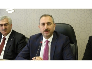Adalet Bakanı Gül, Ak Parti Erzurum İl Teşkilatında Konuştu: