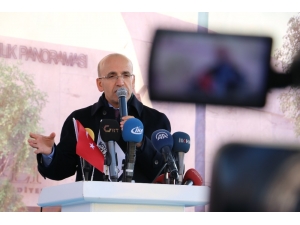 Şimşek: "Coğrafyamızda 100 Yıl Öncesinde Olduğu Gibi Büyük Bir Oyunun Yeni Sahneleri Oynanıyor"